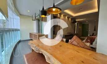 Imagem 2: Apartamento Alto Padrão à Venda no Coração de Icaraí | Varanda Gourmet