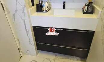 Imagem 2: Saint Laurent com 3 Suítes sendo 1 Master com Closet Mobiliado e Reformado, 169m²