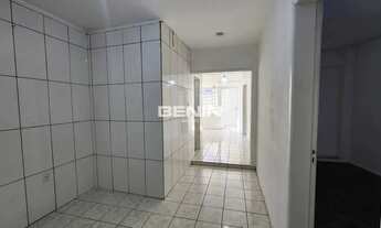 Imagem 2: Apartamento de 01 dormitório, cozinha, área de serviço, sala de estar e jantar, banheiro s