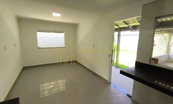 Imagem 5: Seu Novo Lar em São Francisco: Casa com 4 Quartos e Jardim Planejado