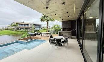 Imagem 5: Sobrado Alto Padrão com 5 Suítes e Piscina