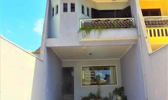 Imagem: Lindo sobrado no Parque das Nações - Visite