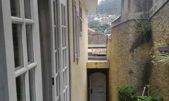 Imagem 2: Casa para venda possui 240 metros quadrados com 5 quartos em Quissama - Petrópolis - Rio d