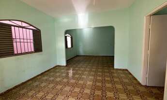 Imagem 3: Casa 3Qtos, + sala comercial+ barracão