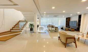 Imagem 2: Moderna mansão de frente para canal navegável em condomínio de luxo - Portinho, Cabo Frio