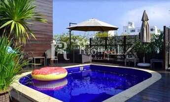 Imagem: Linda cobertura na quadra da praia do Leblon