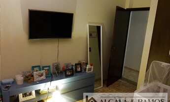 Imagem 6: Casa de condomínio para venda possui 369 metros quadrados com 5 quartos