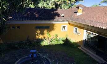 Imagem 4: Casa de arquitetura magníficas e terreno de 8.000M2 em Begen -Petropolis