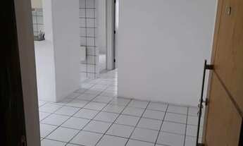 Imagem 7: Casa Amarela, Rua Guedes Pereira, Apto. Ótimo C/2 qtos, etc