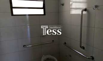 Imagem 5: ALUGA - Salão / Depósito / Galpão - 120,65m² de construção com 2 entradas e vagas de estac