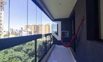 Imagem 6: Casa de Condomínio para Aluguel - Mercês, 1 Quarto, 49 m2