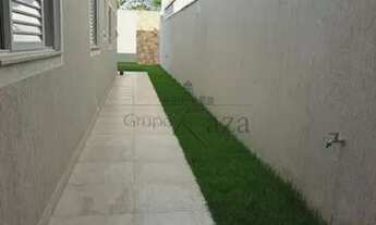 Imagem 5: Casa de condomínio para venda tem 130 metros quadrados com 3 quartos