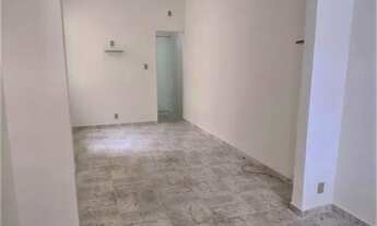 Imagem 4: Corretor Álvaro Vidal vende! Colado ao Campo de São Cristóvão! Casa Linear de V