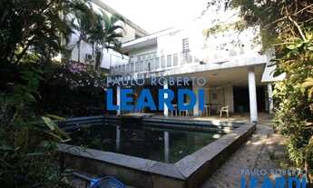 Imagem: CASA TÉRREA - VILA MADALENA - SP