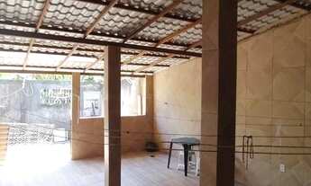 Imagem 3: Casa com 180 m2 4 quartos sendo 2 suítes, sala ampla, cozinha, varanda, quintal grande