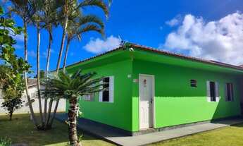 Imagem: Linda casa com 3 quartos - Terreno amplo