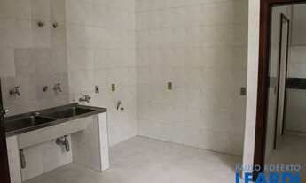 Imagem 4: CASA ASSOBRADADA - ALTO DA BOA VISTA - SP