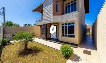 Imagem 4: Casa ampla com edícula e 5 vagas de garagem!