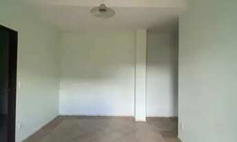 Imagem 3: Um quarto com armarios