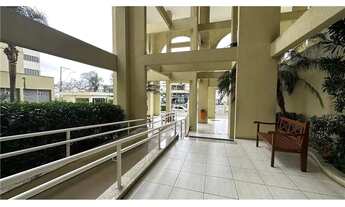 Imagem 2: Apartamento com 2 Dormitorio(s) localizado(a) no bairro SANTO ANTONIO em Porto Alegre