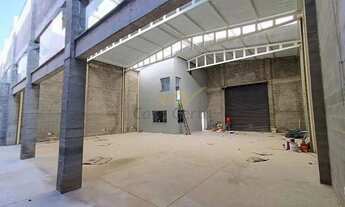 Imagem 4: Barracão com excelente localização para alugar, com escritório, 450 m² - Parque Guainco