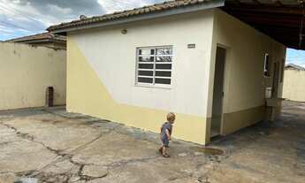 Imagem 2: ALUGA-SE CASA Casa com 2 dormitórios