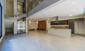 Imagem 7: Casa de condomínio térrea para venda tem 444 metros quadrados com 4 quartos