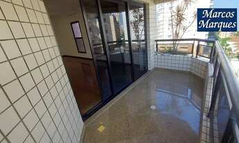 Imagem 3: Apartamento Próximo à Praia, 3 vagas de garagem, 4 suítes