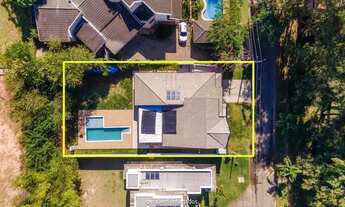 Imagem 2: Casa de condomínio sobrado para venda possui 366 metros quadrados com 3 quartos