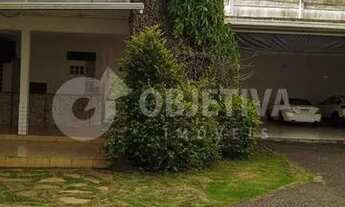 Imagem 7: Excelente casa estilo sobrado no Bairro Daniel Fonseca em Uberlândia