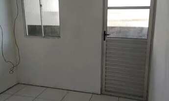 Imagem 3: Kitnet $550 com água e luz incluso