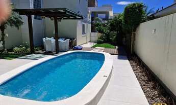 Imagem 2: Casa encantadora em condomínio com lazer e conforto em Florianópolis