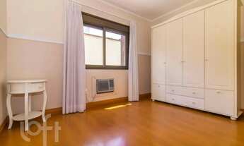 Imagem 3: Apartamento à venda em Petrópolis com 103 m², 3 quartos, 1 suíte, 1 vaga