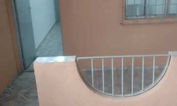 Imagem 3: Casa de frente c/ terraço, próx. estação Jaraguá