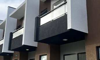 Imagem 3: Sobrado para venda tem 95 metros quadrados com 3 quartos em Mestre Antônio - Caucaia - CE