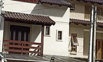 Imagem 2: Casa no bairro Hípica - 4 dormitórios