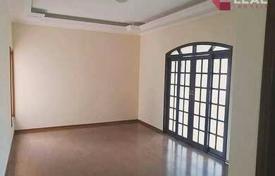 Imagem 9: Casa com 4 dormitórios à venda, 215 m² por R$ 950.000,00 - Primavera - Pouso Alegre/MG