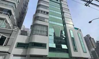 Imagem 2: Apartamento mobiliado à venda em Meia Praia, Itapema - SC