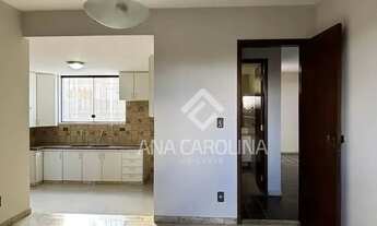 Imagem 12: Casa Espaçosa com 5 Quartos à Venda no Bairro Todos os Santos