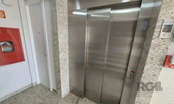 Imagem 6: APARTAMENTO 2 QUARTOS - 1 SUITE - 2 VAGAS - ELEVADOR - IPANEMA - PORTO ALEGRE - RS