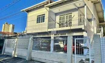 Imagem: Casa 4 Quartos com 1 Suíte - Barreiros