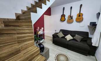 Imagem 2: Casa à venda no Jardim Firenze em Hortolândia, sobrado com 3 quartos sendo 1 suíte e 2 vag