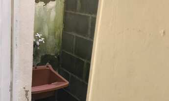 Imagem 4: Casa duplex, quarto e sala no Encantado