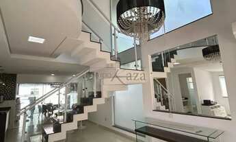 Imagem: Oportunidade - Casa em Condomínio - Centro