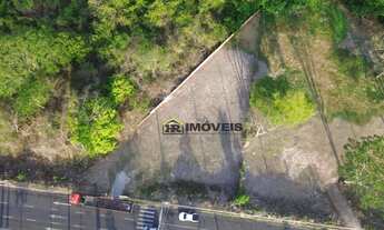 Imagem: Terreno à Venda em Localização Privilegiada