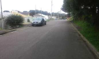 Imagem 4: Amplo imóvel com 2 pisos sendo casa e ponto comercial com excelente localização em Quatro