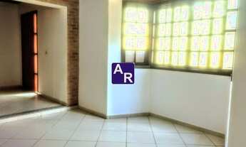 Imagem 4: Casa praticamente térrea, nova e de esquina com churrasqueira com 3 dormitórios 1 suíte e