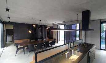 Imagem 5: Casa de condomínio sobrado para venda possui 390 metros quadrados com 4 quartos