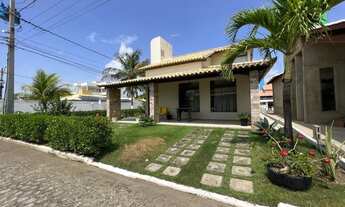 Imagem: Viva Vida, de andar, em frente a praia