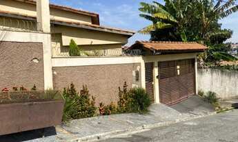 Imagem 2: Sobrado em condomínio para venda com 2 quartos e uma vaga de garagem